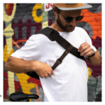 Alaskan MAKER TORBA Messenger grafitno črne barve AMMESS-CH
