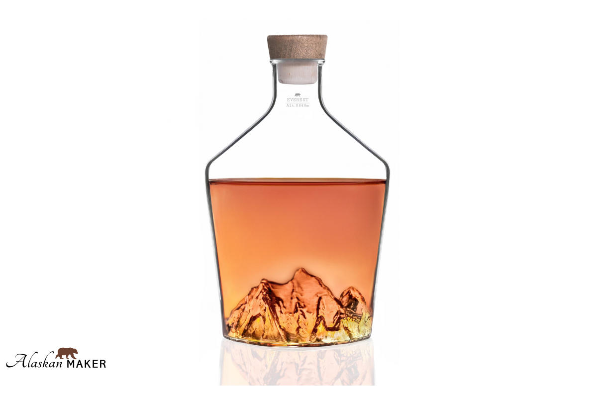 Alaskan MAKER STEKLENICA za žganje s topografijo Everest AMTOPO-CS-E